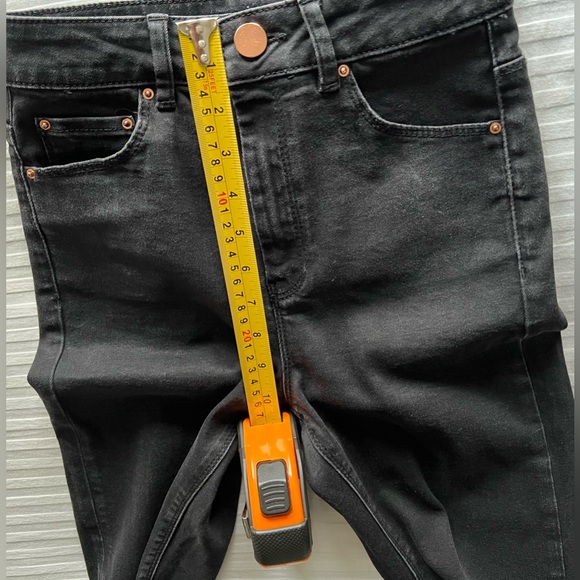 2/$25❤️ASOS Black Mid-rise Ripped Knee Denim Jeans - Picture 7 of 8